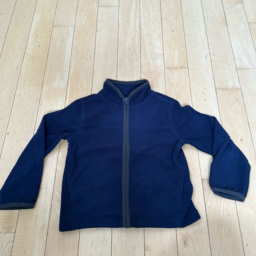 Oshkosh fleece jacket size 4T